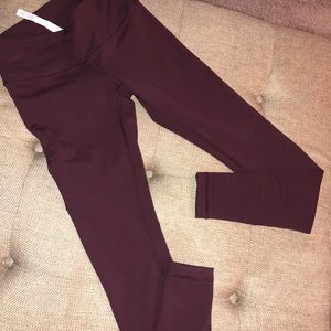 NWOT Lululemon Wunder Under